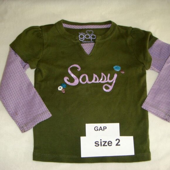 Baby Girl GAP lot size 2 - 12 items, dresses, tops, pants, jeans, skirt - Picture 13 of 14